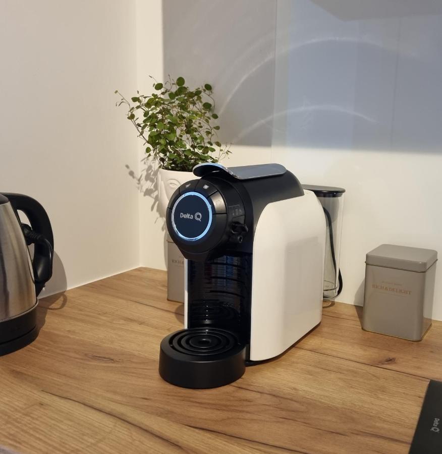 Apple Apartments - Gdanska Prywatne Miejsce Parkingowe Lodź Bagian luar foto